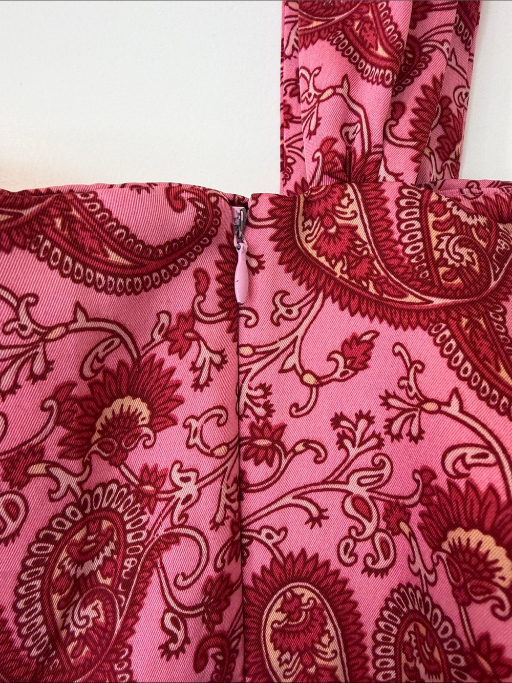 Likely Pink Paisley One-Shoulder Mini Dress Wedding Bubble Revolve 8 Medium - Picture 9 of 10